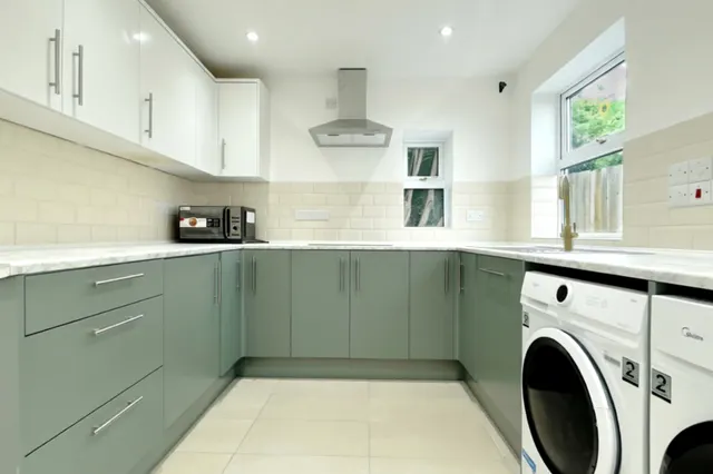 Photo 2 — Fransfield Grove, London, SE26