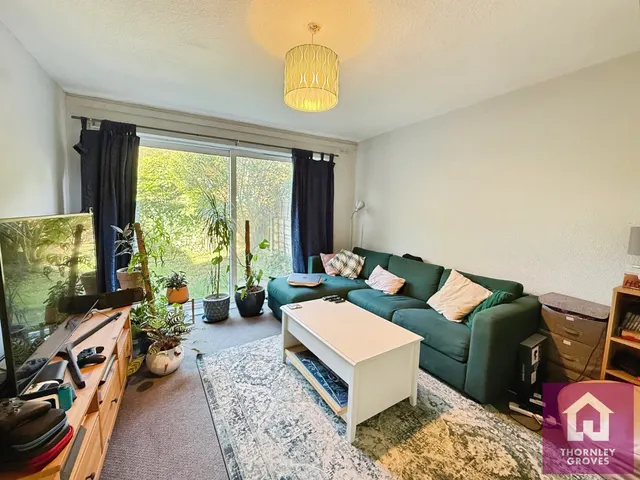 Chandos Road, Prestwich, M25, photo 2