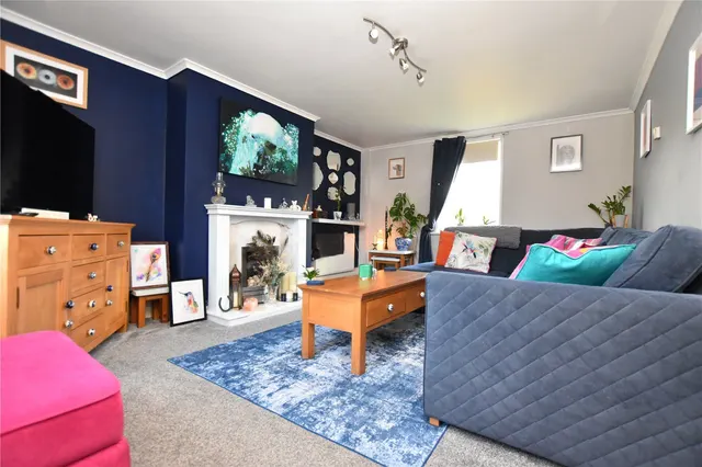 Garden House Lane, Tingley, WF3, photo 2