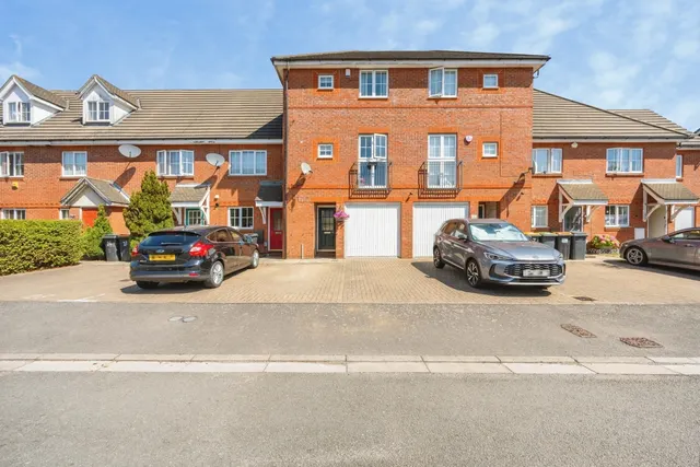 Ellington Road, Bedford, Bedfordshire, MK42, photo 1