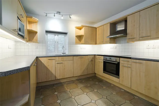 Mortlake High Street, Mortlake, SW14, photo 3