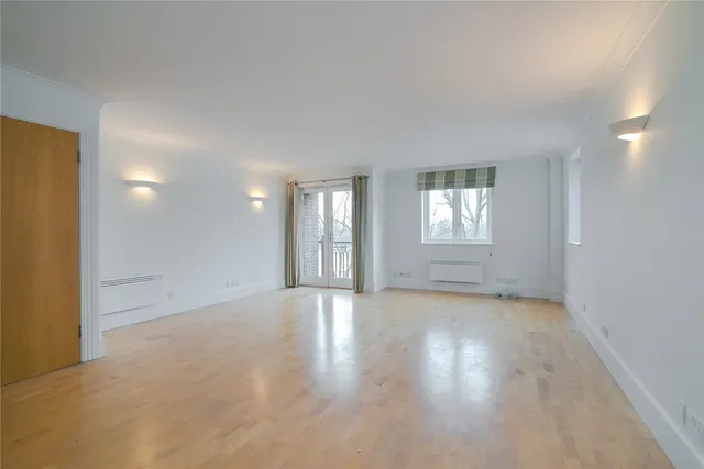 Mortlake High Street, Mortlake, SW14, photo 2