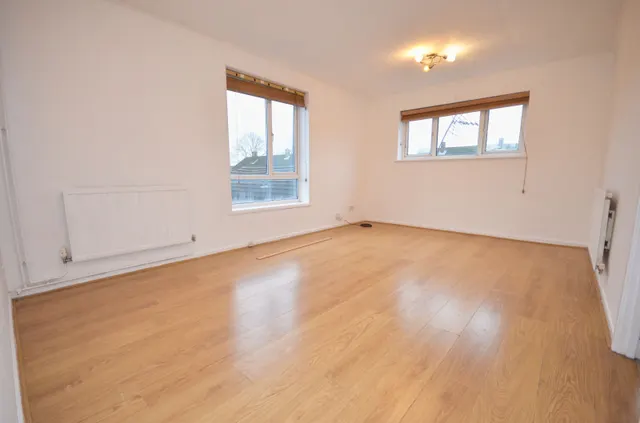 Westbury Walk, Corby, NN18, photo 1