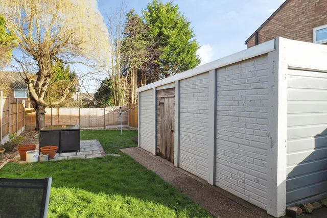 Photo 2 — Wembley Gardens, Bramcote, Nottingham, Nottinghamshire, NG9
