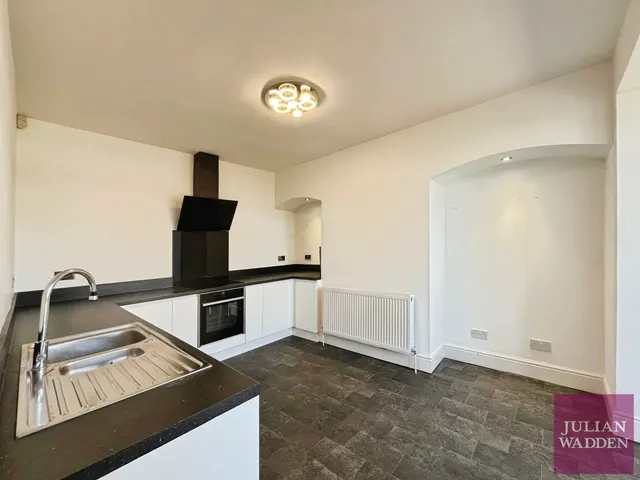 Marland Crescent, Reddish, SK5, photo 2