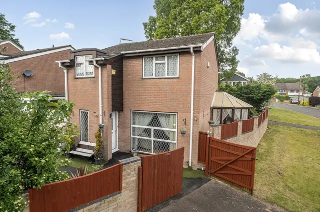 Gannet Close, Lordswood, SO16, photo 1