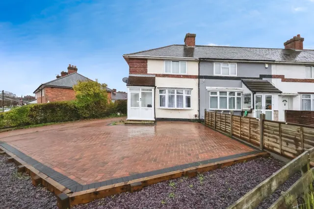 Plumstead Road, Kingstanding, B44, photo 1