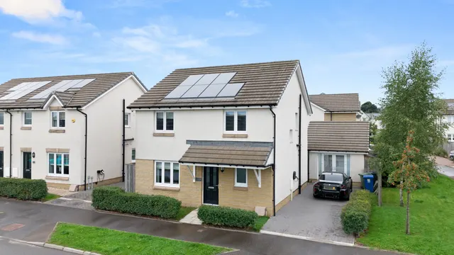 Craigton Drive, Bishopton, photo 1