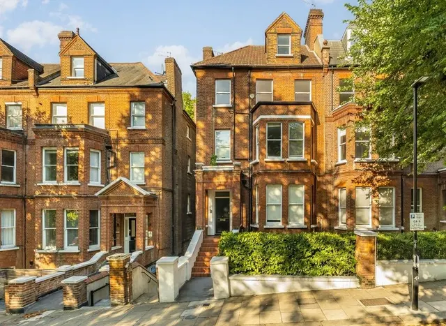 Netherhall Gardens, Hampstead, NW3, photo 1