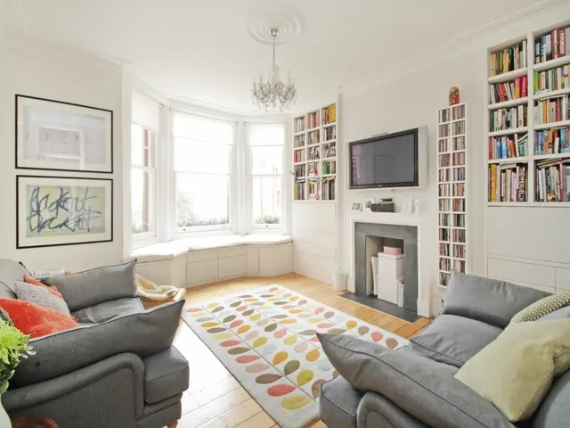 Fauconberg Road, London, W4, photo 2