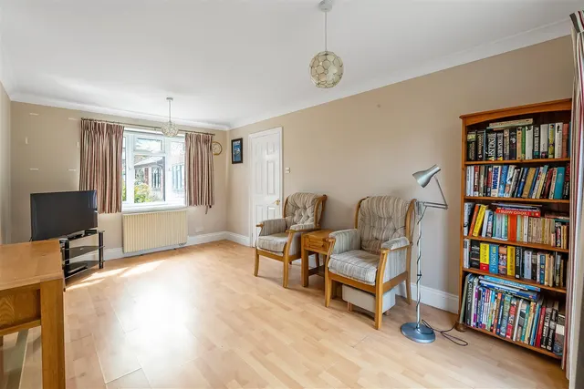 Ashley Road, Epsom, KT18, photo 3