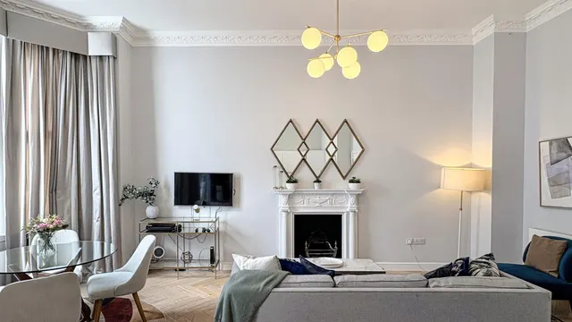 Lexham Gardens, London, W8, photo 3