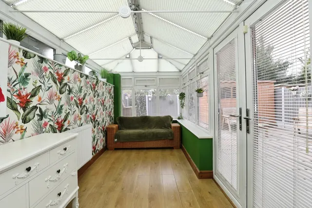 Commonwealth Close, Winsford, CW7, photo 3