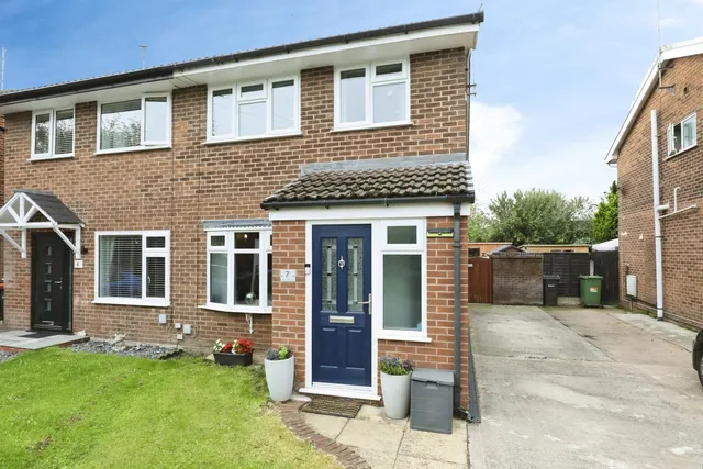 Commonwealth Close, Winsford, CW7, photo 1