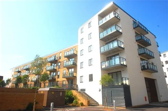 Lawrie House, Wimbledon, photo 1