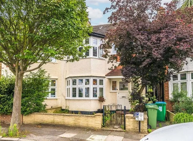 West Park Avenue, Kew, TW9, photo 1