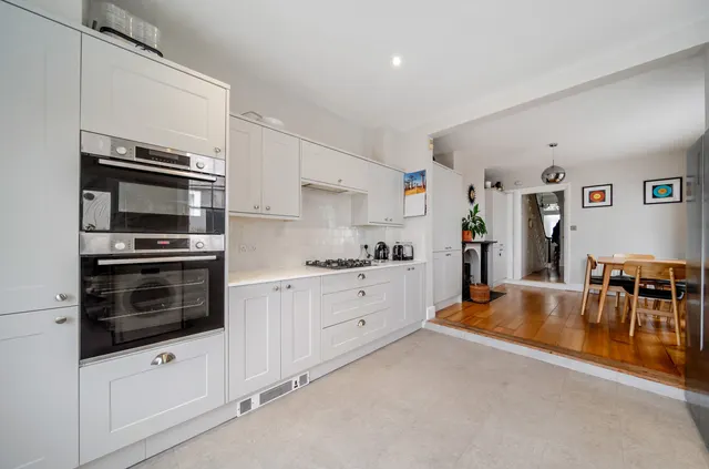 Lyndhurst Road, Worthing, BN11, photo 3