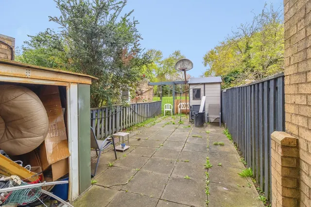 Gurnards Avenue, Fishermead, MK6, photo 3