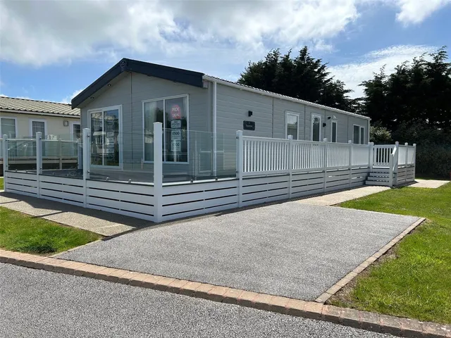 Halt Road, Goonhavern, TR4, photo 1