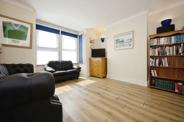 Photo 2 — Grosvenor Street, Bedford, Bedfordshire, MK42