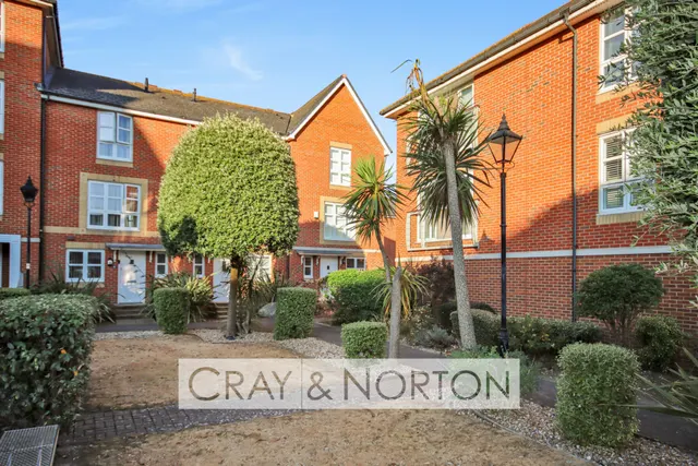 Caroline Way, Eastbourne, BN23, photo 1