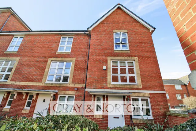 Caroline Way, Eastbourne, BN23, photo 2