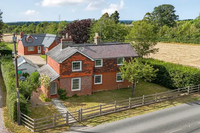 Bloomfieldhatch Lane, Grazeley, RG7, photo 1