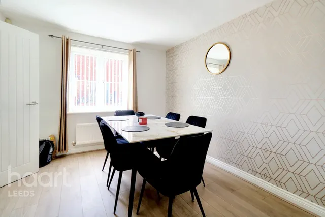 Willowdale, Leeds, LS10, photo 3