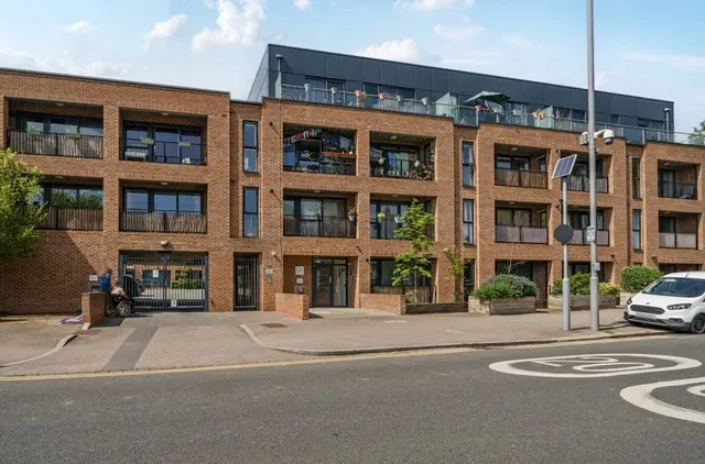 Shernhall Street, London, E17, photo 2