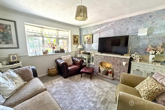 Aviemore Close, Glendale, CV10, photo 2