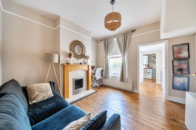 Photo 2 — Ground Floor Flat, 29 Hotham Road, London