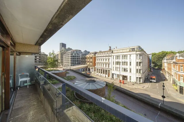 Barbican, EC2Y, photo 3