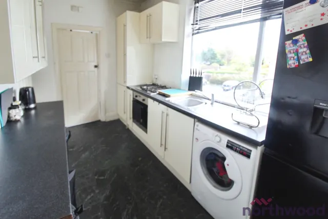 Carlton Road, Romford, RM2, photo 3