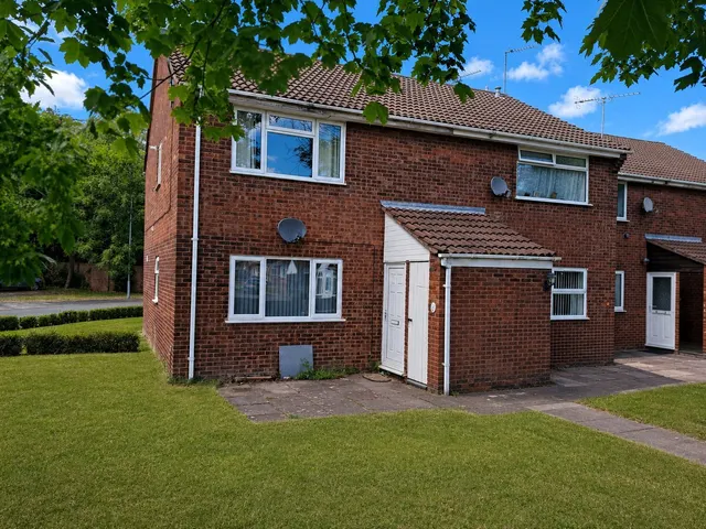 Herondale, Hednesford, Cannock, Staffordshire, WS12, photo 1