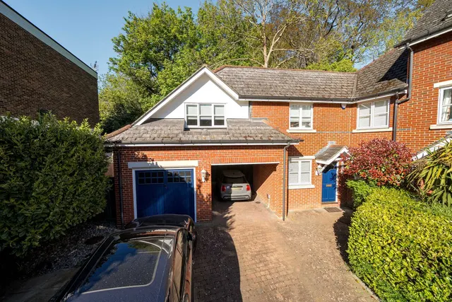 Imperial Place, Chislehurst, Kent, BR7, photo 1