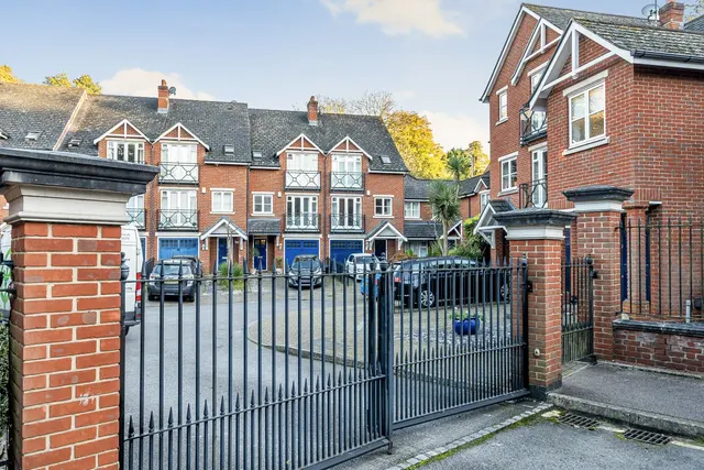 Photo 2 — Imperial Place, Chislehurst, Kent, BR7