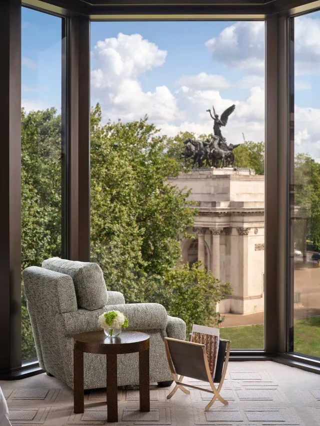 Photo 3 — The Peninsula Residences, 1 Grosvenor Place, Belgravia, London, SW1X 7DL