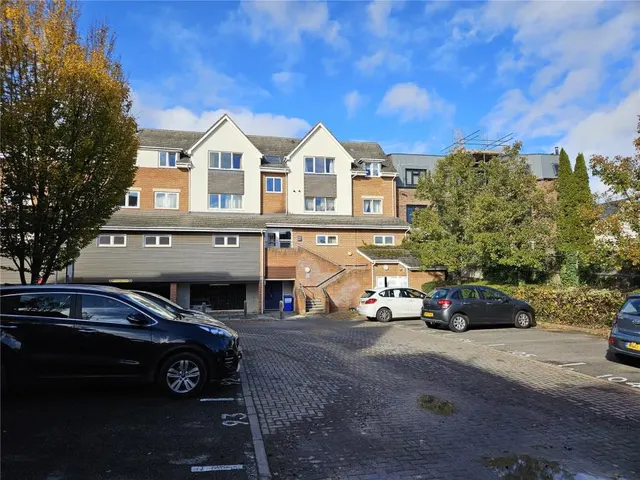 Old Dairy Close, Fleet, GU51, photo 1