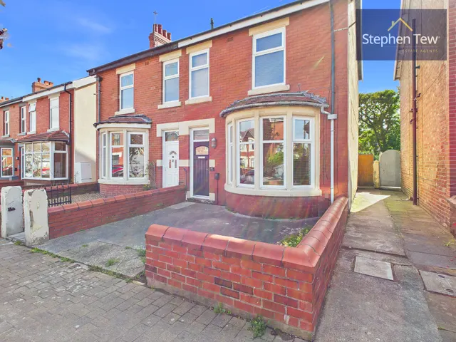 Kirkham Avenue, Blackpool, FY1, photo 1