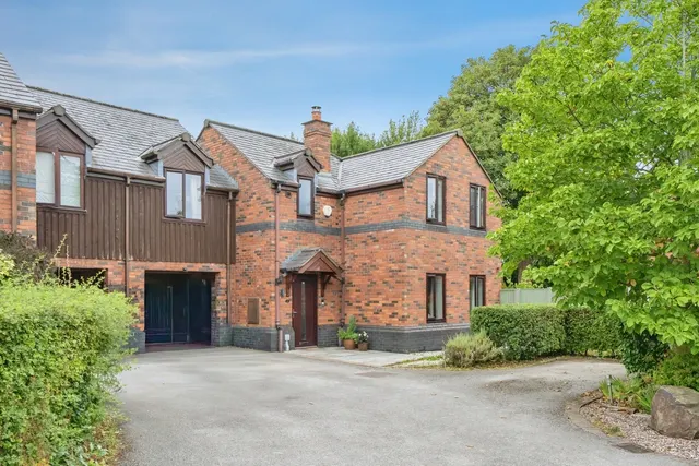 New Lane End, Croft, Warrington, Cheshire, WA3, photo 1