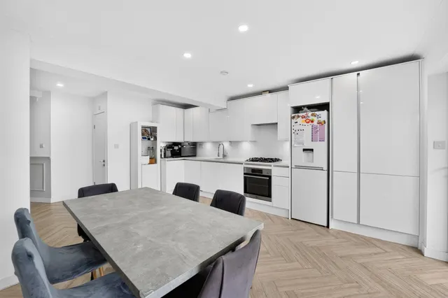 Garendon Road, Morden, SM4, photo 2