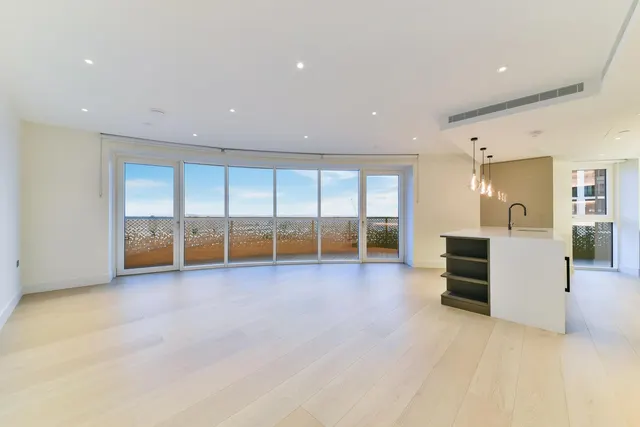 Cascade Way, W12, photo 2
