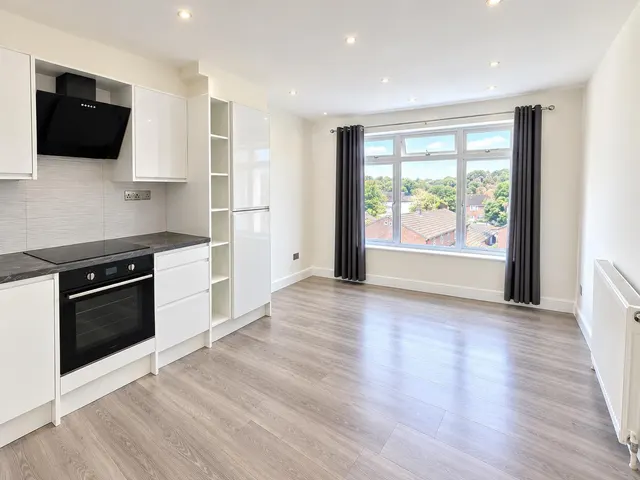 East Street, Epsom, KT17, photo 1