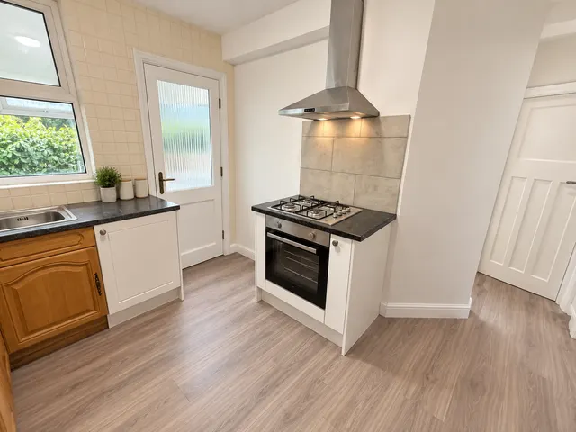 Photo 3 — Prospect Road, NG4 1LW