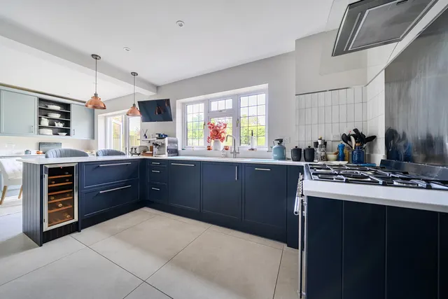Grayburn Close, Chalfont St. Giles, HP8, photo 2
