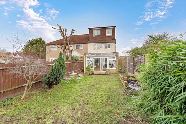 Photo 2 — Swan Close, Hanworth, TW13 6PA