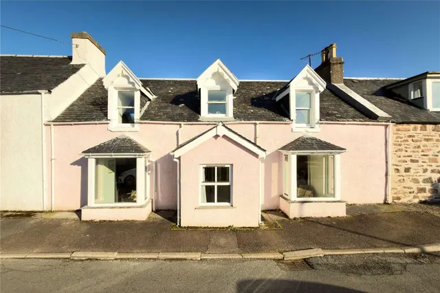 Photo 2 — The Pink House, Cooper Street, Plockton, Highland, IV52 8TJ