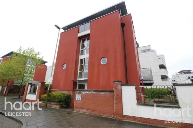 Watkin Road, Leicester, LE2, photo 1