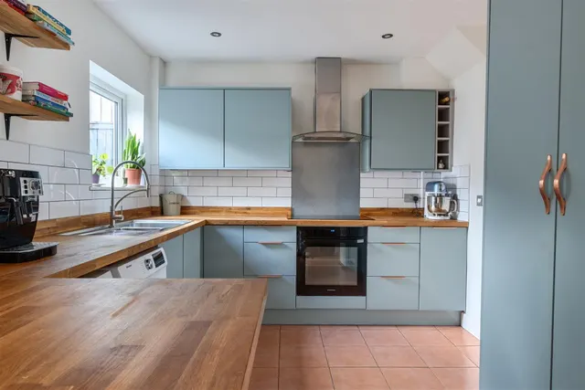 Hungerford Gardens, Brislington, BS4, photo 2