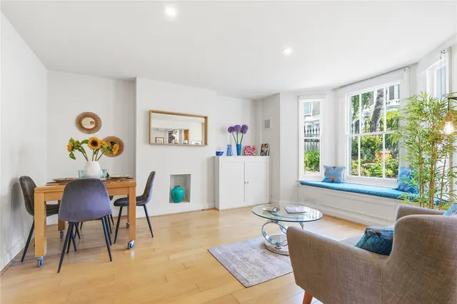 Elsynge Road, London, SW18, photo 2